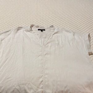Banana Republic White Short Sleeve Tee